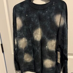 Black and White Tie-Dye Sweatshirt